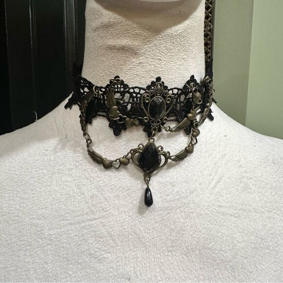 Vintage Gothic Steampunk Choker Lace Heart Wing Teardrop Collar Necklace - Picture 2 of 7